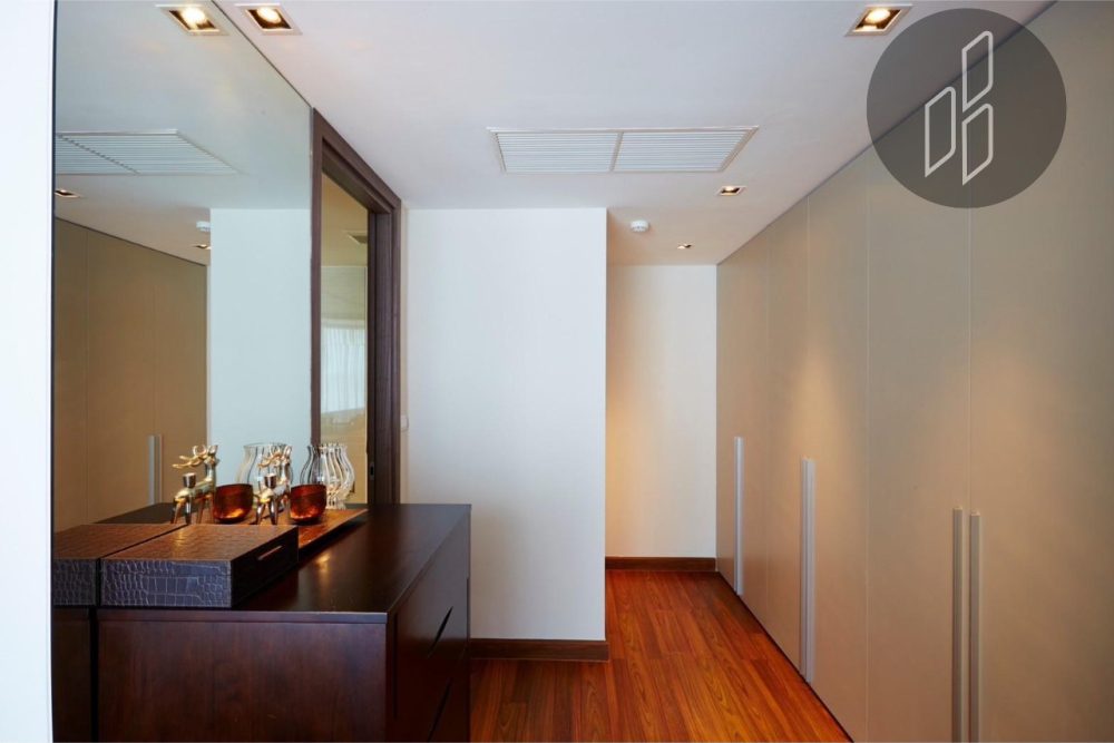 LINE_ALBUM_Residence@61 (2bed)_250402_10